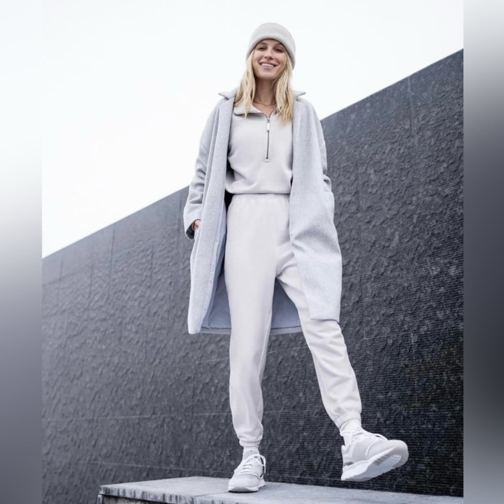 Vuori Soho Melton Trench Coat - Wool Like Jacket - Light Grey - Small